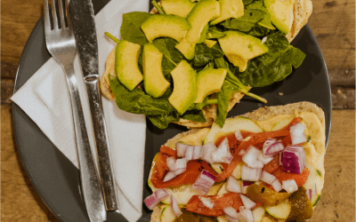 El latido saludable del centro histórico: Desayunos, Brunch y Comida Real en Sevilla