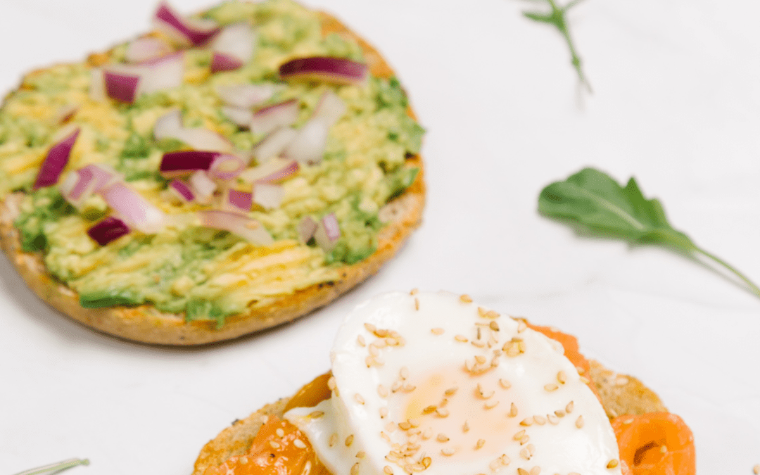 Variety of Açai bowls, juices, and salads to enjoy the best brunch in Seville at Milk Away.
